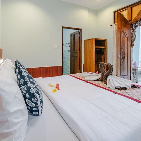 Sebujan Grand Aurora Motel Ubud  Exterior photo