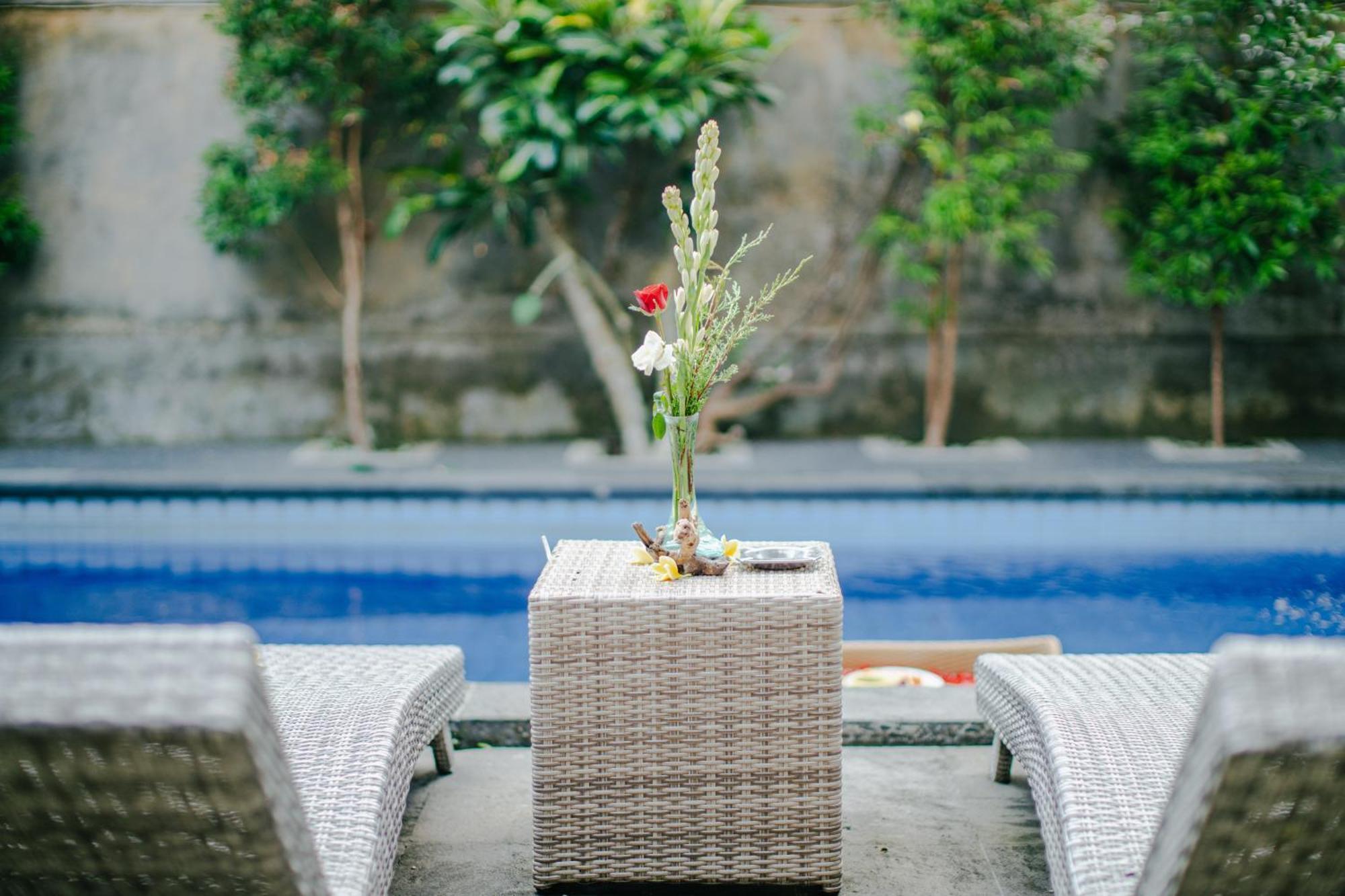 Sebujan Grand Aurora Motel Ubud  Exterior photo